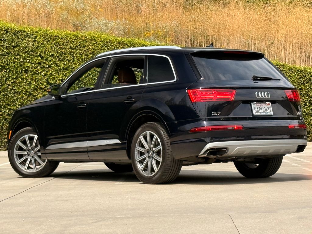 Used 2018 Audi Q7 Premium Plus with VIN WA1LAAF74JD000169 for sale in Mission Viejo, CA
