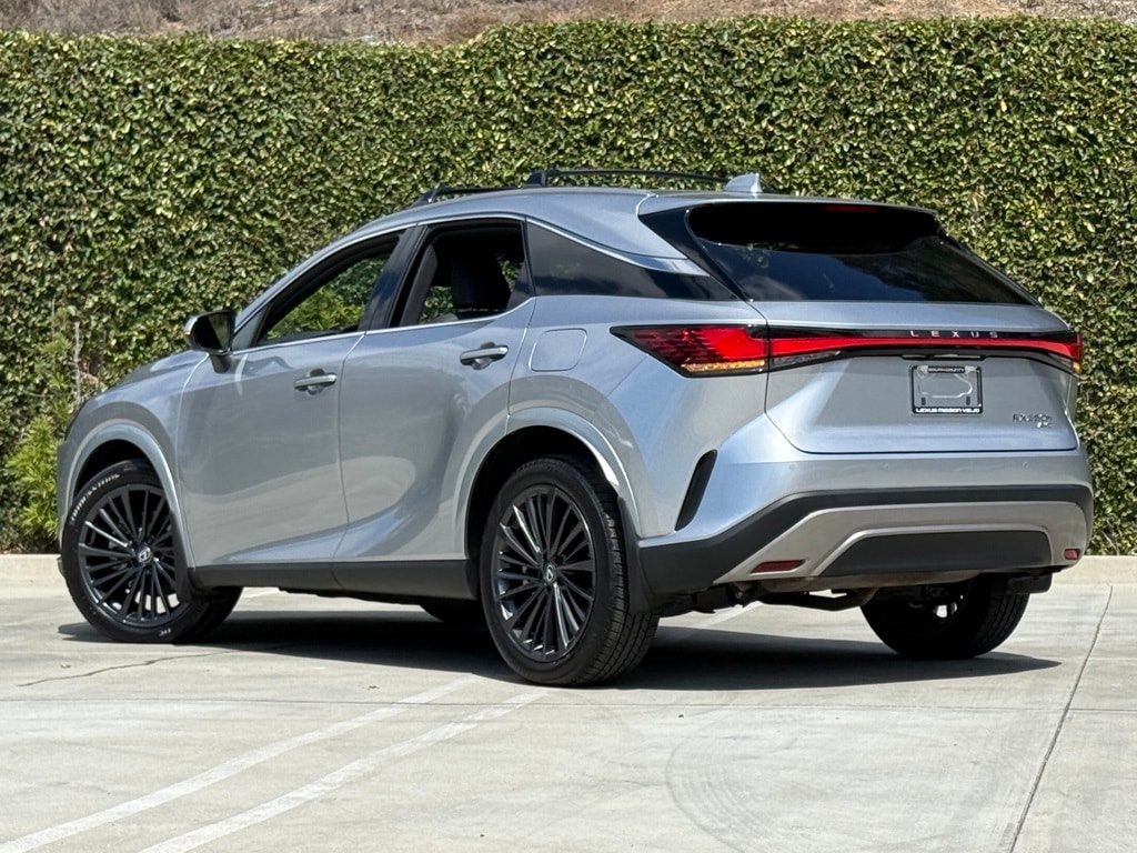 2024 Lexus RX 350h Premium photo 2