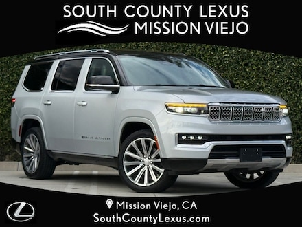 2023 Jeep Grand Wagoneer Base
