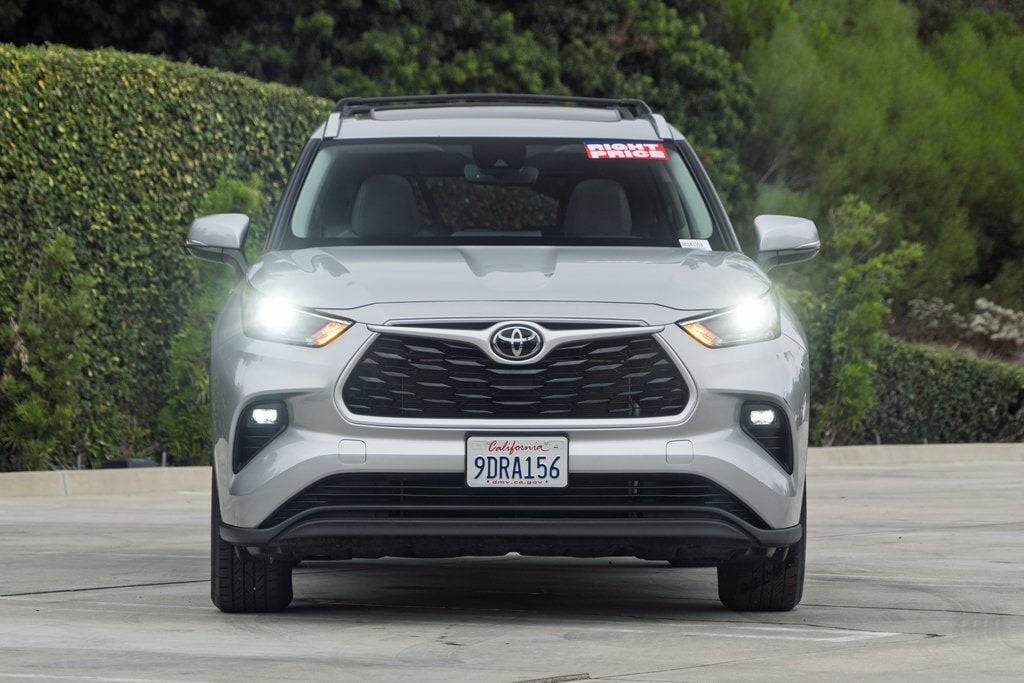 Used 2022 Toyota Highlander XLE