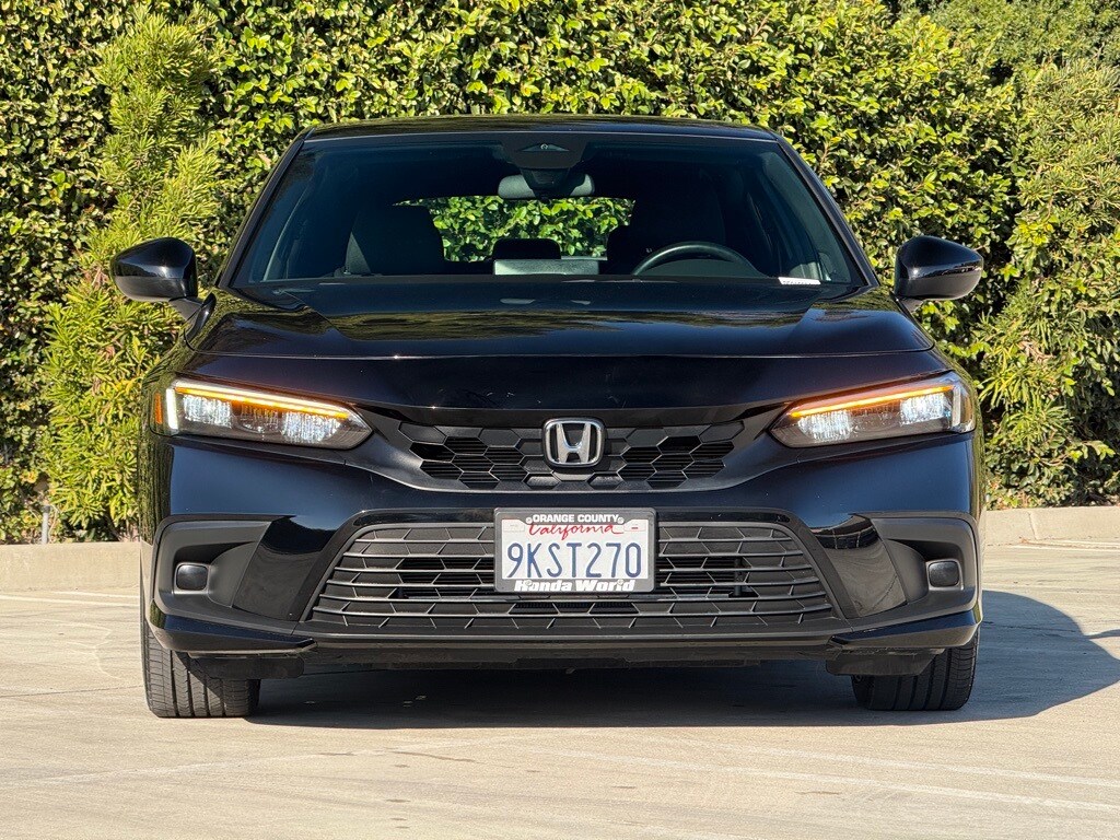 2024 Honda Civic Hatchback Sport photo 4