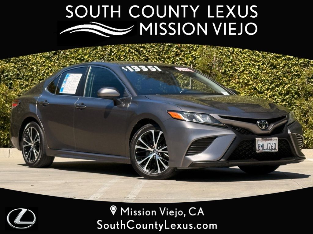 2018 Toyota Camry SE