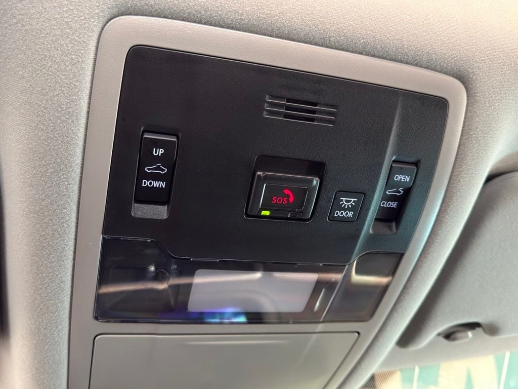 2022 Lexus RX Hybrid 450h - Photo 31