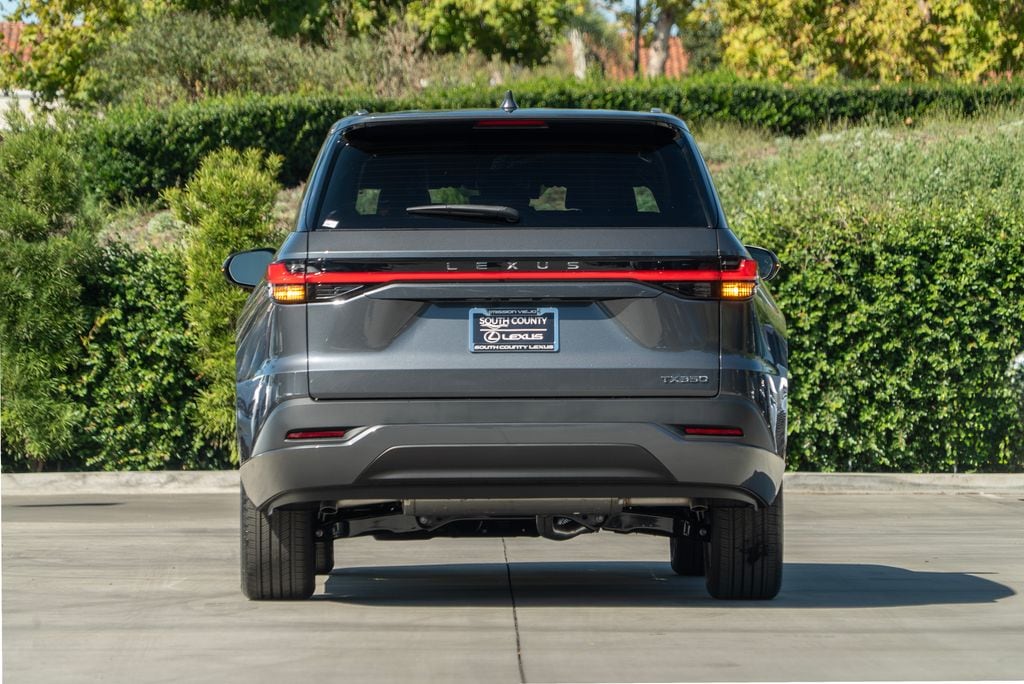 2026 Lexus TX 350 - Photo 8
