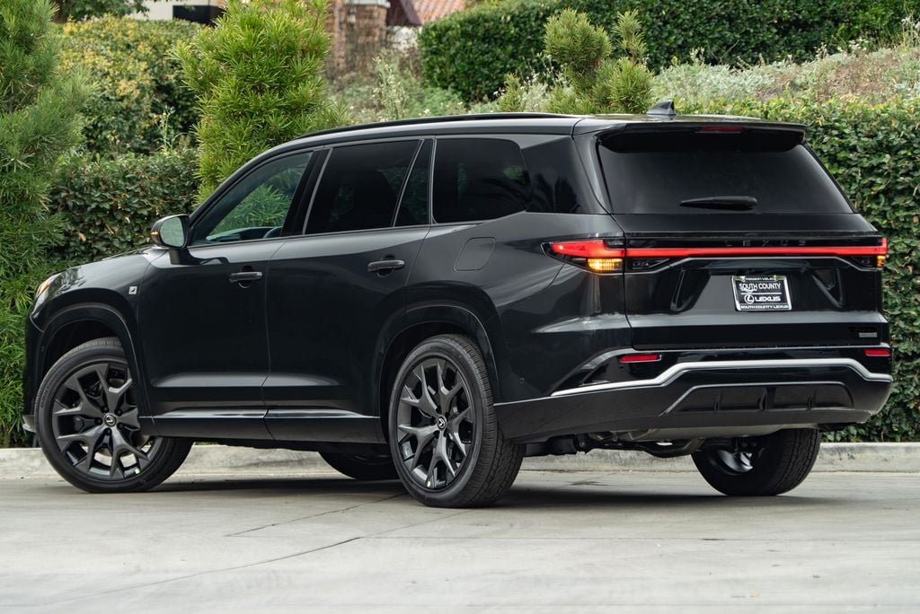 2026 Lexus TX 500h F-Sport Premium - Photo 2