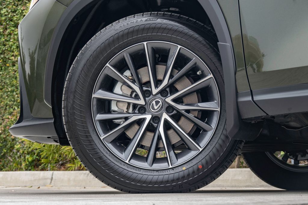 2026 Lexus NX 350 Premium - Photo 7