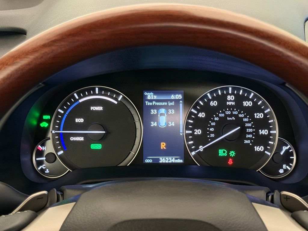 2022 Lexus RX Hybrid 450h - Photo 24