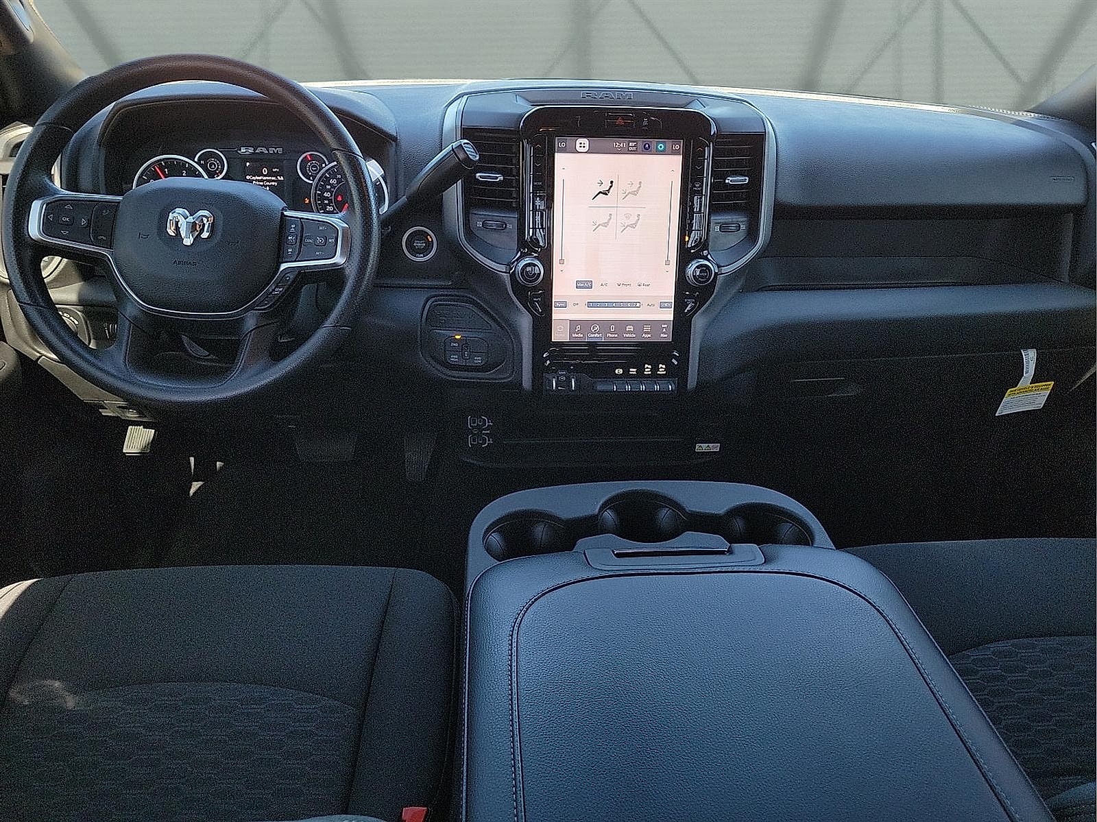 2025 RAM 2500 Tradesman - Photo 9