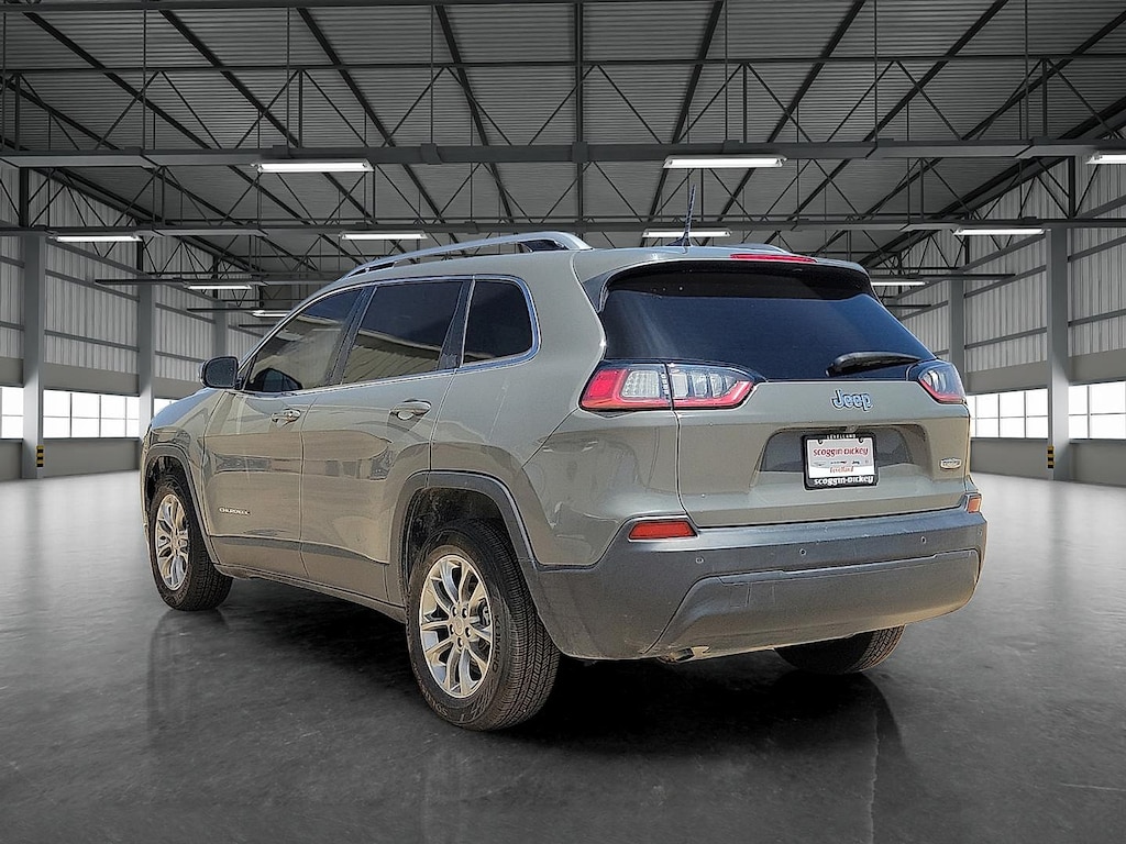 Used 2020 Jeep Cherokee Latitude Plus FWD Sport Utility