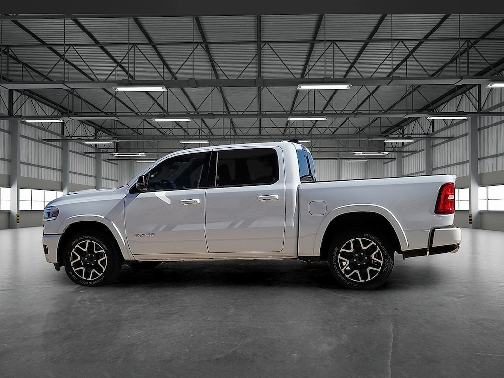 New 2025 Ram 1500 LARAMIE CREW CAB 4X4 5'7 BOX Pickup