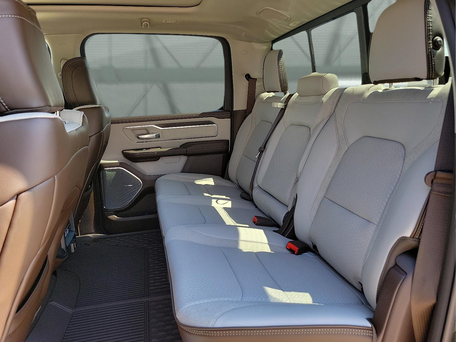 2026 RAM 1500 Laramie - Photo 8