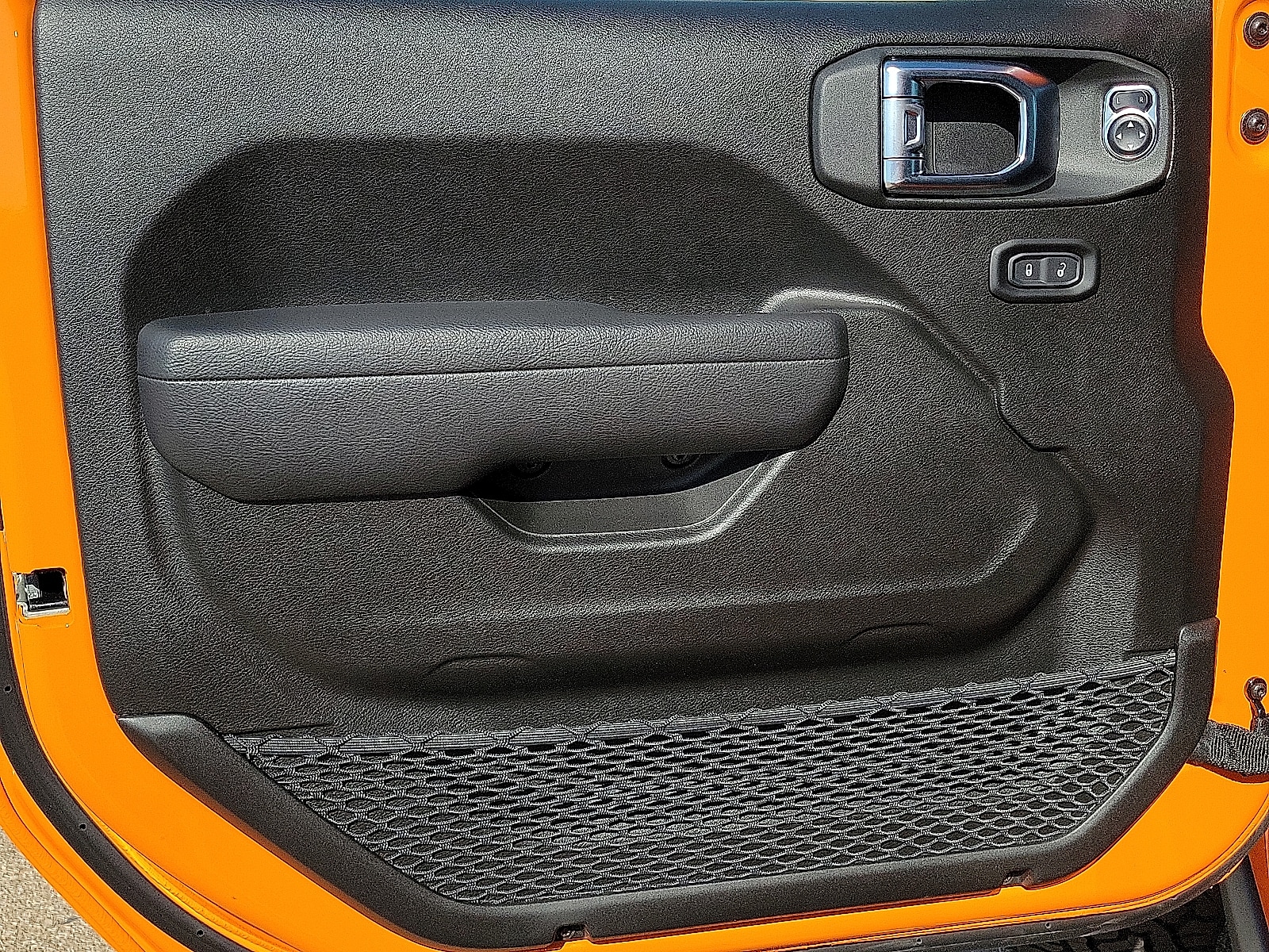 2025 Jeep Wrangler 4-Door Rubicon - Photo 10