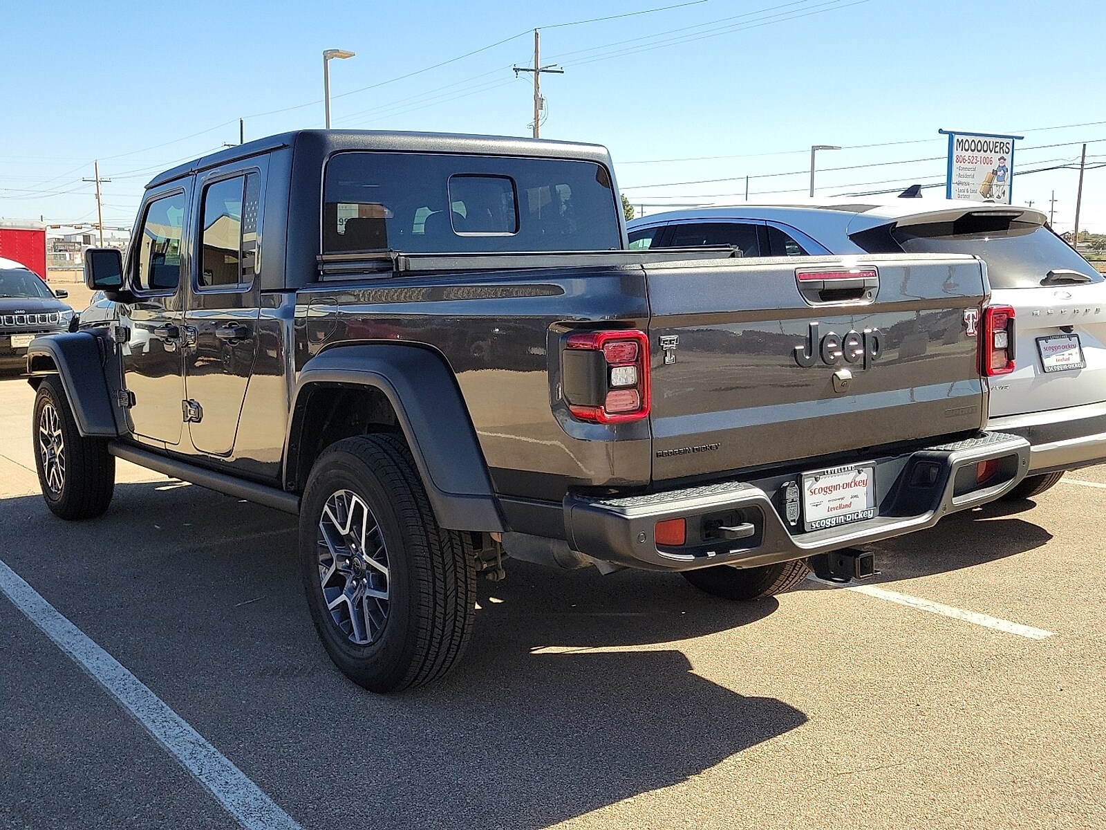 2020 Jeep Gladiator Sport photo 4