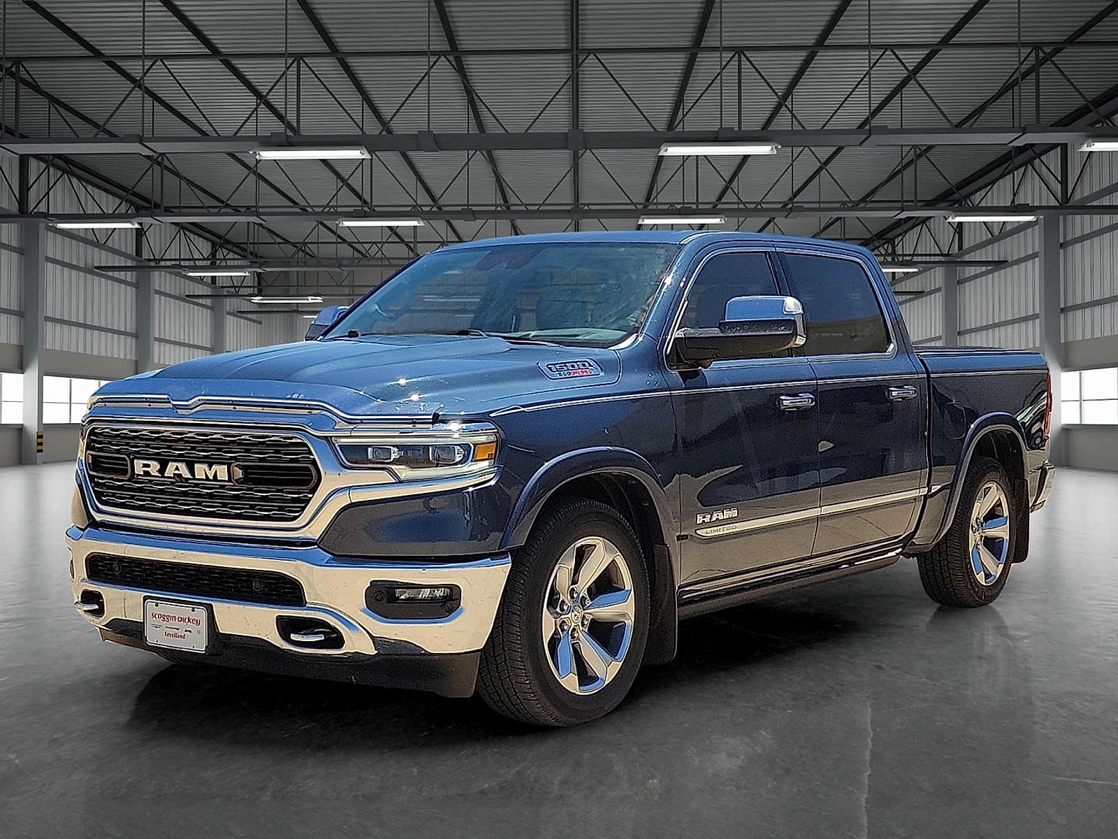 2022 RAM 1500 Limited 4x4 Crew Cab 5'7's photo
