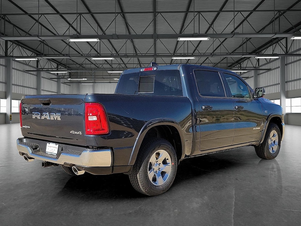 New 2026 Ram 1500 LONE STAR CREW CAB 4X4 5'7 BOX Pickup