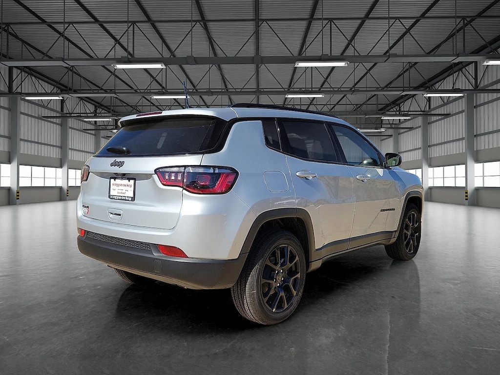 New 2026 Jeep Compass Latitude Sport Utility