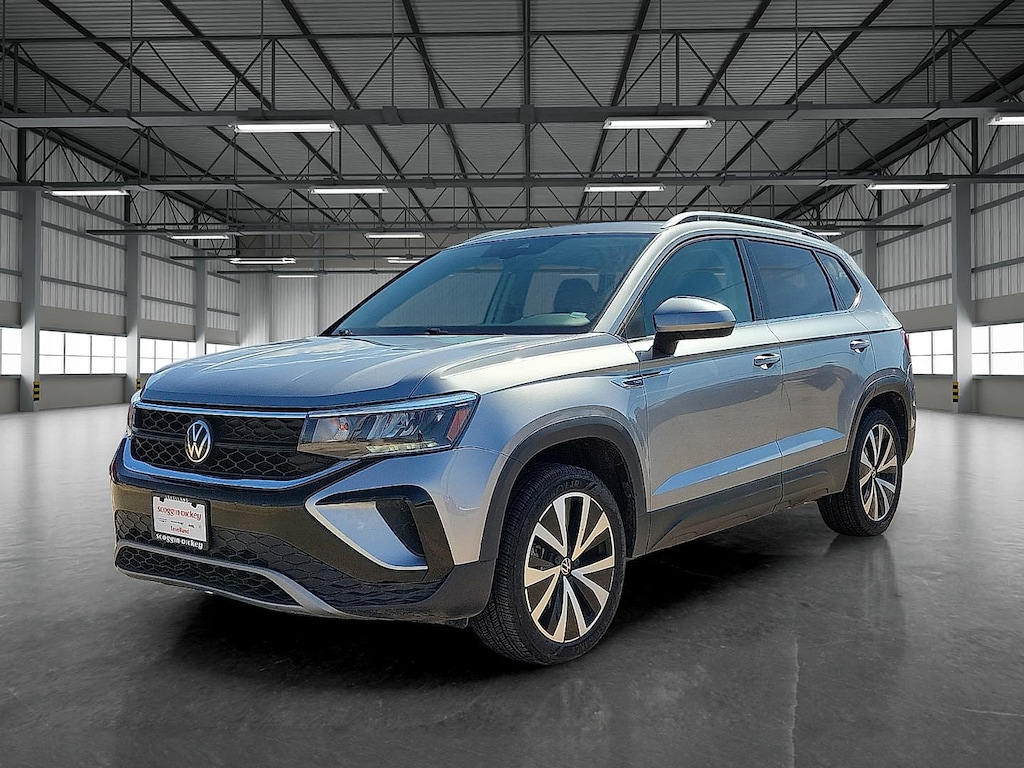 Used 2024 Volkswagen Taos 1.5T SE Sport Utility