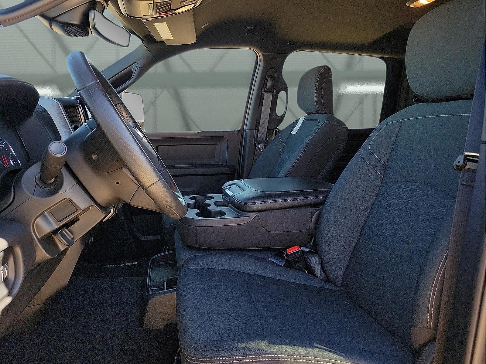 2025 RAM 2500 Tradesman - Photo 11