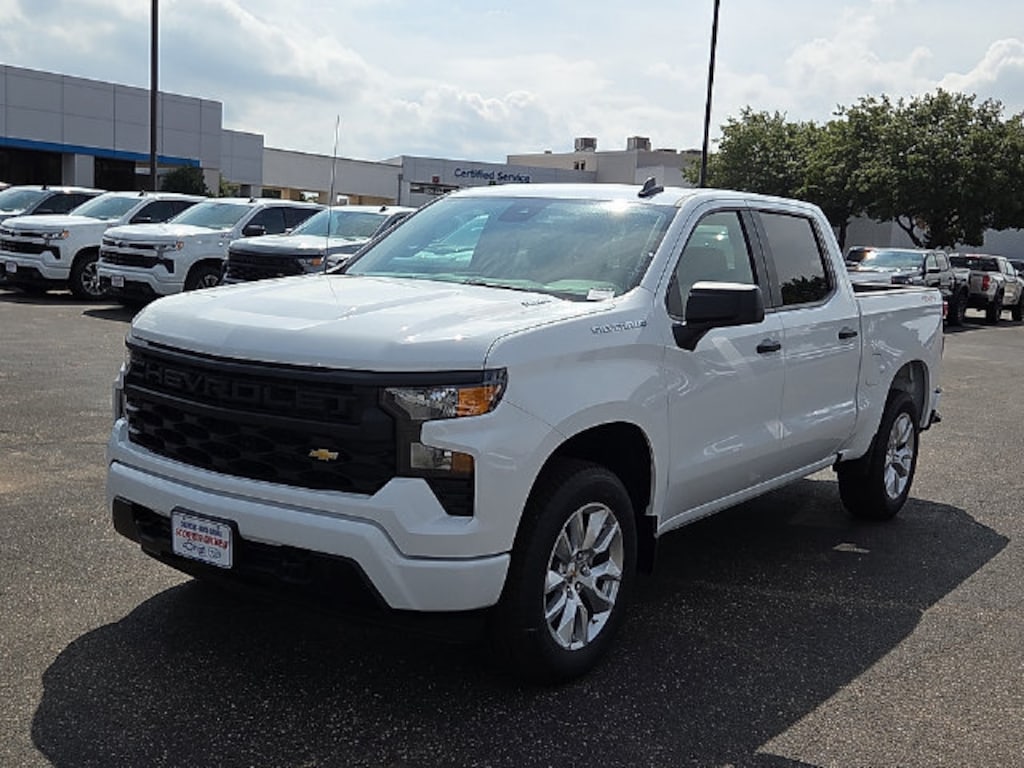 New 2026 Chevrolet Silverado 1500 Custom Truck