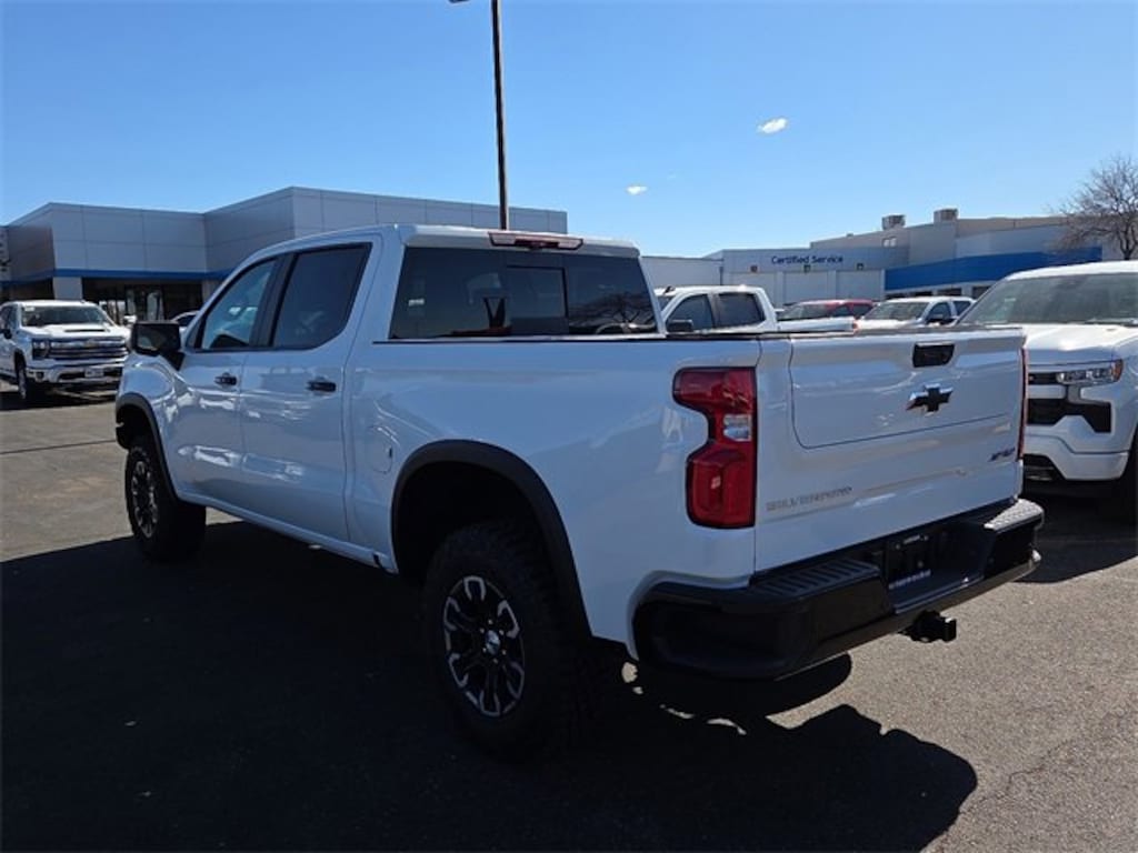 New 2026 Chevrolet Silverado 1500 ZR2 Truck