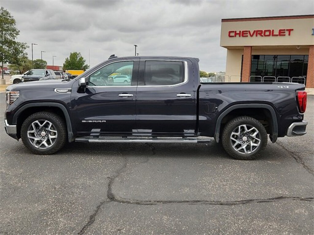 Used 2023 GMC Sierra 1500 SLT Truck