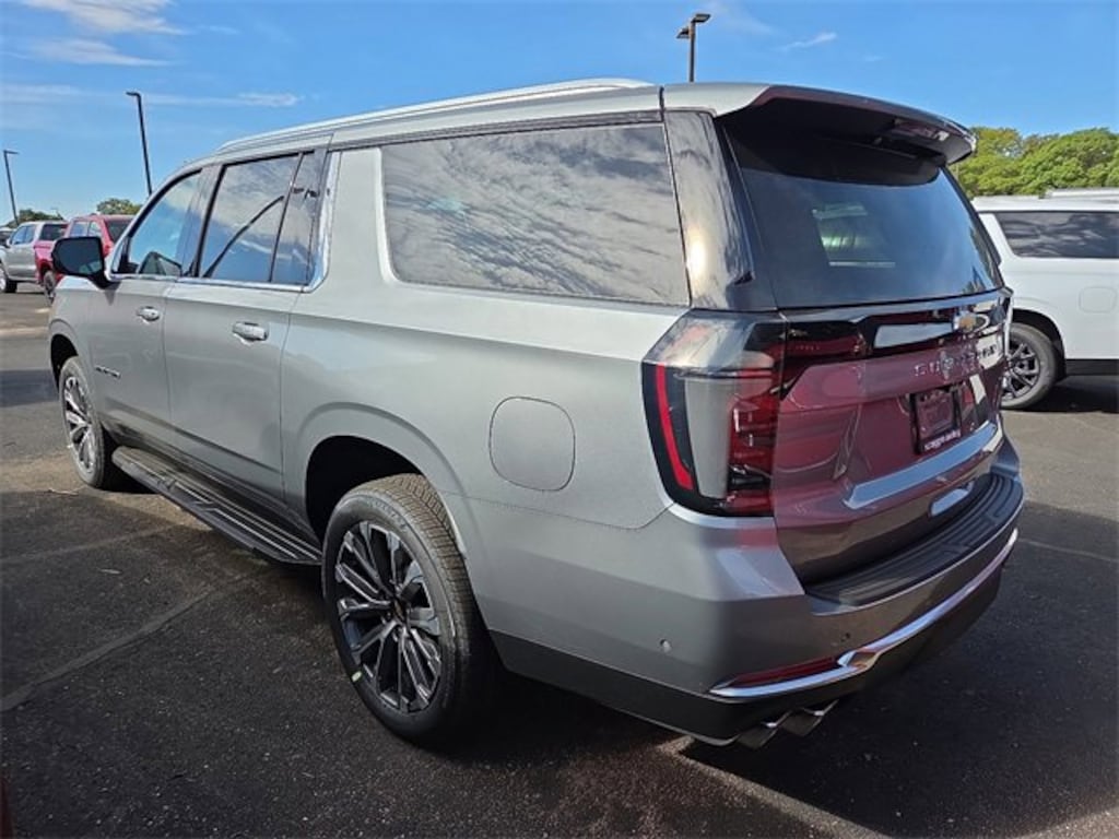 New 2026 Chevrolet Suburban High Country SUV