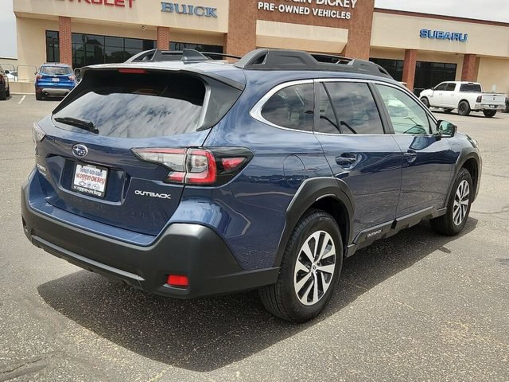 Used 2025 Subaru Outback Premium SUV