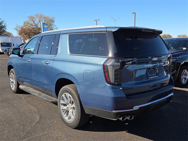 2026 Chevrolet Suburban Premier photo 3
