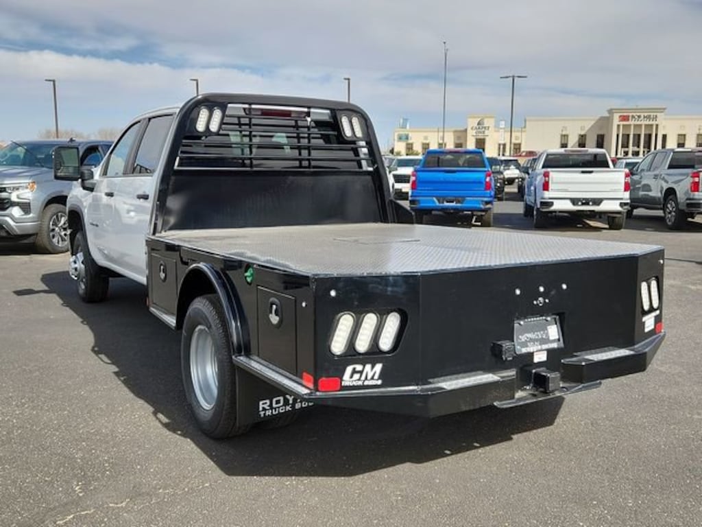 New 2025 Chevrolet Silverado 3500 HD Chassis Cab Work Truck Truck