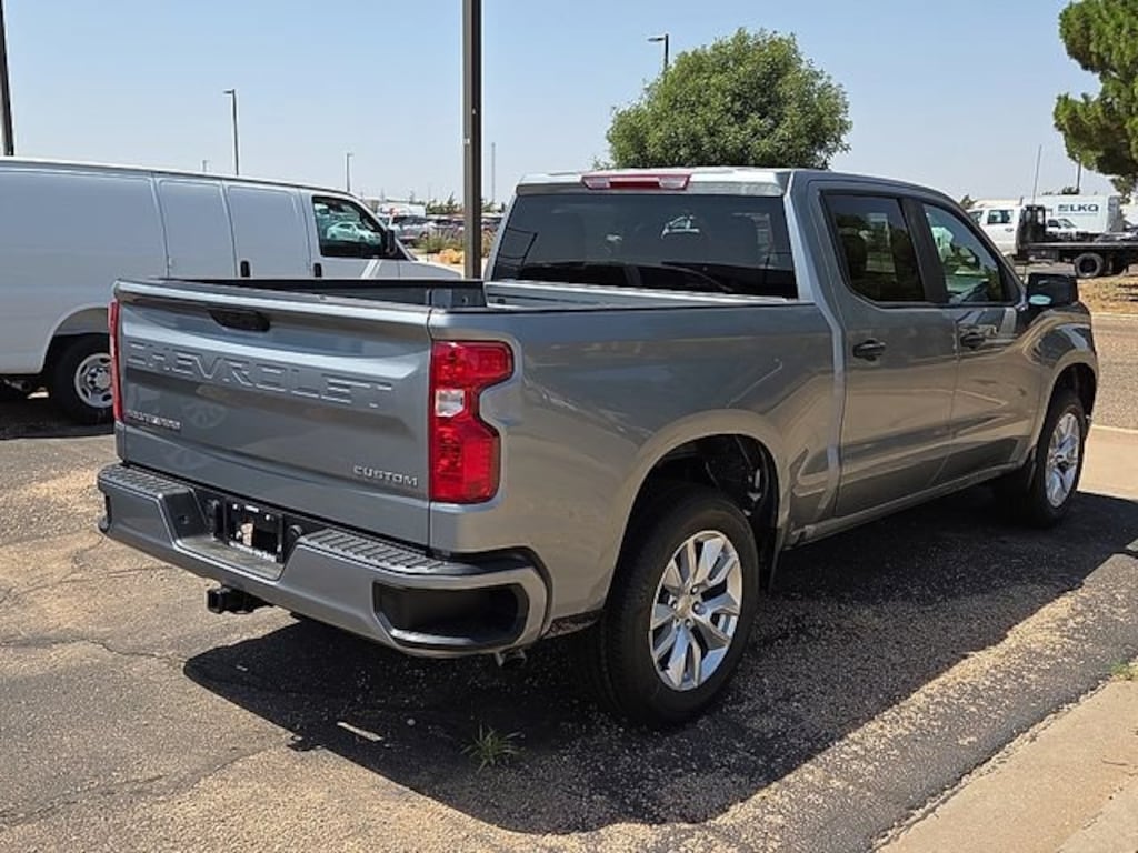 New 2026 Chevrolet Silverado 1500 Custom Truck