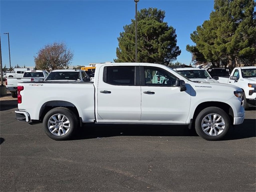 New 2026 Chevrolet Silverado 1500 Custom Truck