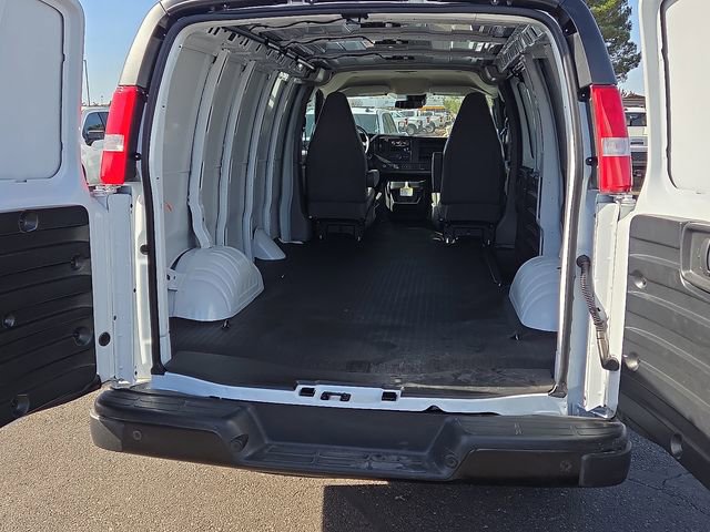 2025 Chevrolet Express Cargo Work Van - Photo 7