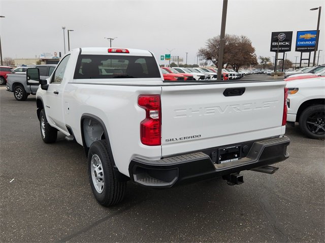 2025 Chevrolet Silverado 2500HD photo 3