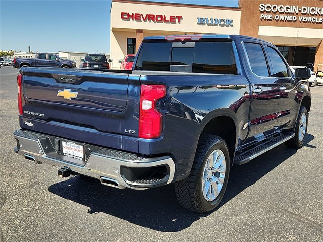 2022 Chevrolet Silverado 1500 LTZ photo 4