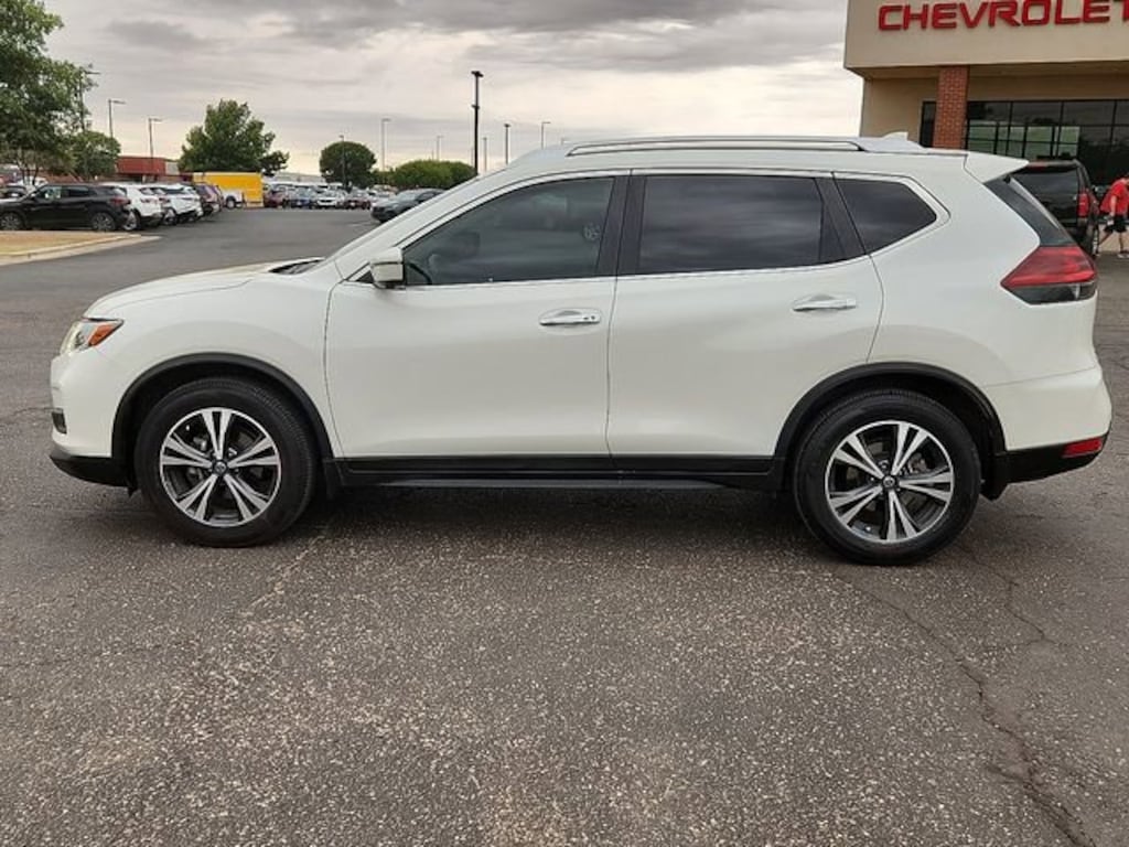 Used 2020 Nissan Rogue SV FWD SUV