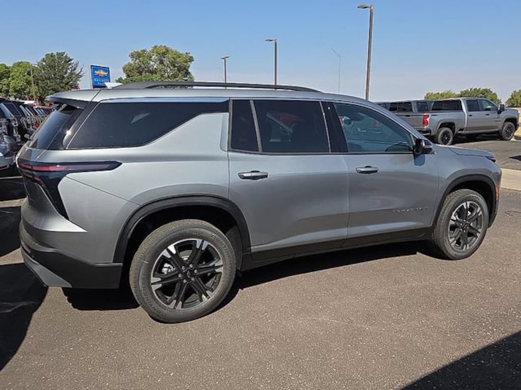 New 2027 Chevrolet Traverse LT SUV
