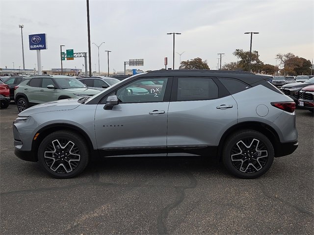 2026 Chevrolet Blazer RS photo 2