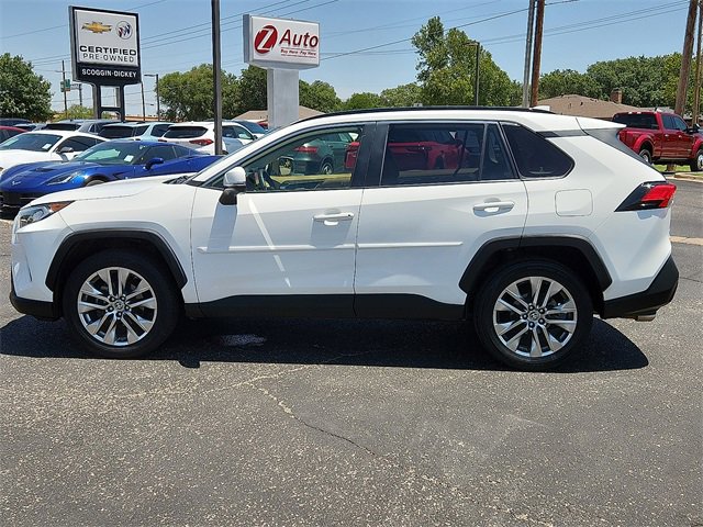 2019 Toyota RAV4 XLE Premium photo 2