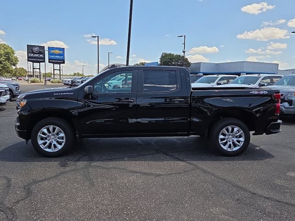 New 2026 Chevrolet Silverado 1500 Custom Truck