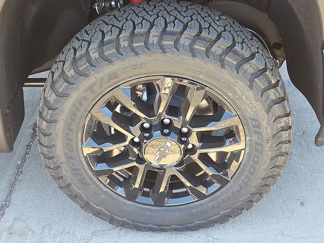 2026 Chevrolet Silverado 2500 HD LTZ - Photo 6