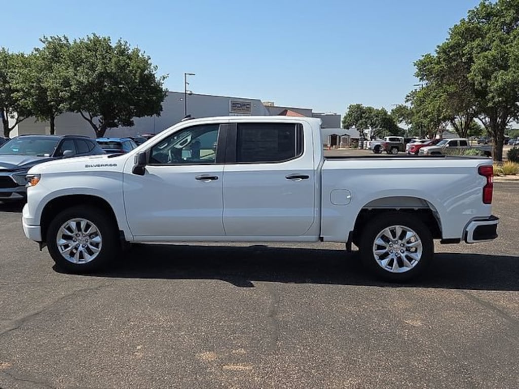 New 2026 Chevrolet Silverado 1500 Custom Truck