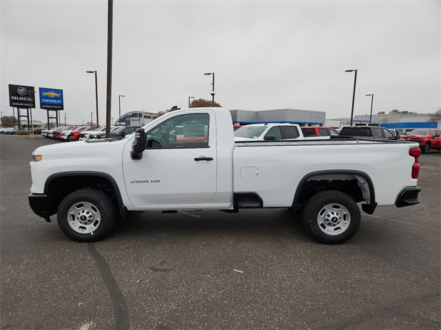 2025 Chevrolet Silverado 2500HD photo 2