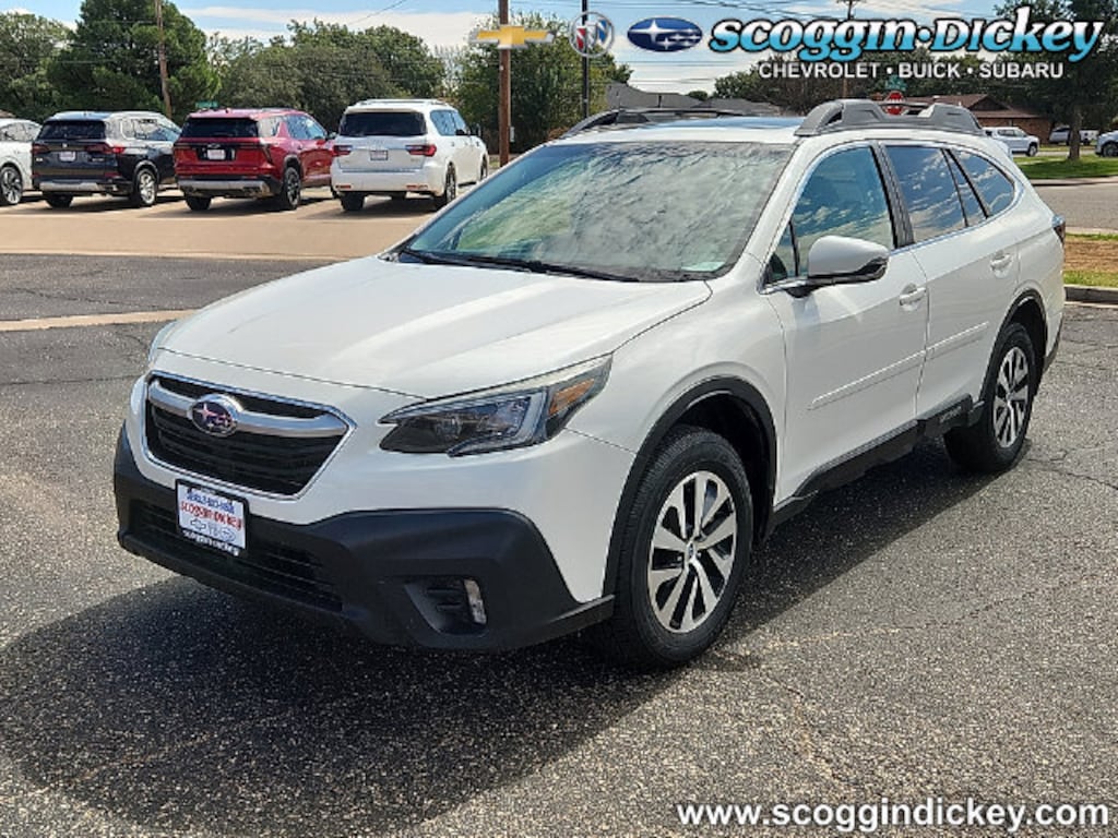 Used 2022 Subaru Outback Premium SUV