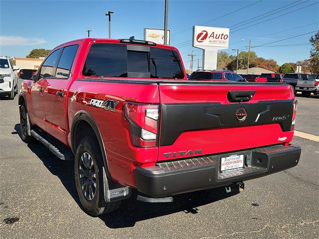 2024 Nissan Titan PRO-4X photo 3