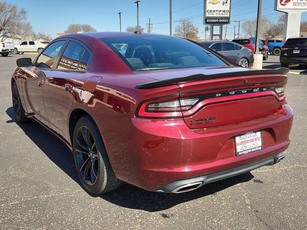 Used 2018 Dodge Charger SXT