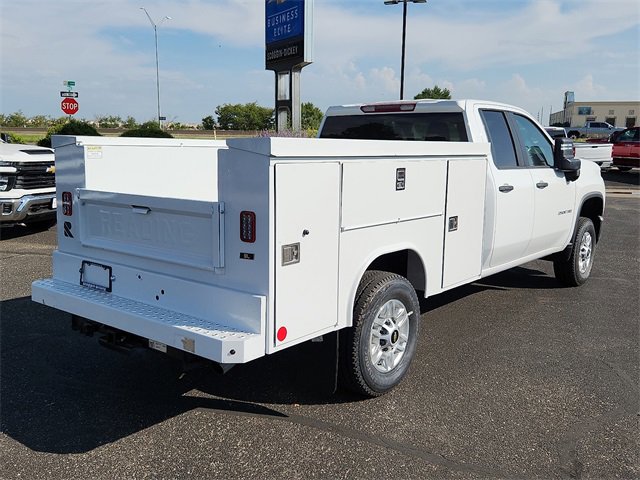 2025 Chevrolet Silverado 2500HD photo 4