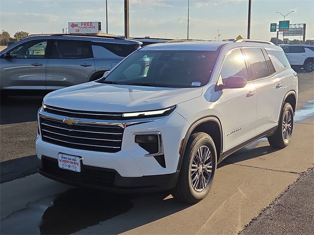 2026 Chevrolet Traverse LT's photo