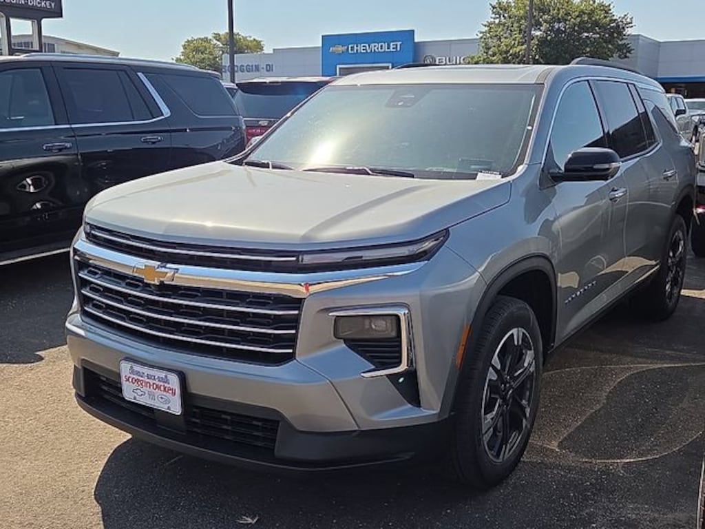 New 2027 Chevrolet Traverse LT SUV