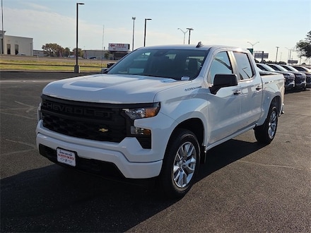 2026 Chevrolet Silverado 1500 Custom Truck