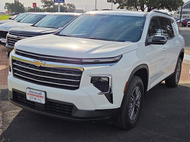 2026 Chevrolet Traverse LT's photo